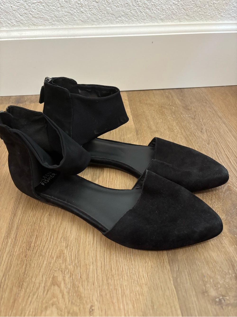 Eileen Fisher Black Allot D'Orsay Almond Toe Zip-Back Suede Flats 8.5